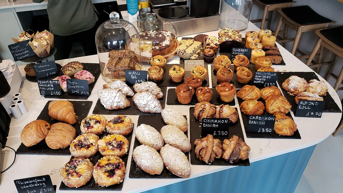 Fealys Bakery – bakery in Limbury, Luton